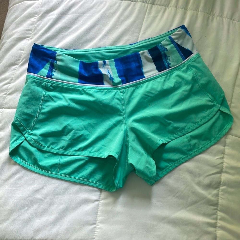 LULULEMON speed up shorts!